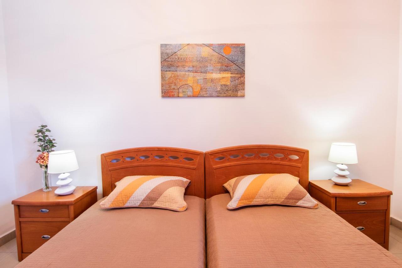 Divine Apartment Kárpathosz Kültér fotó