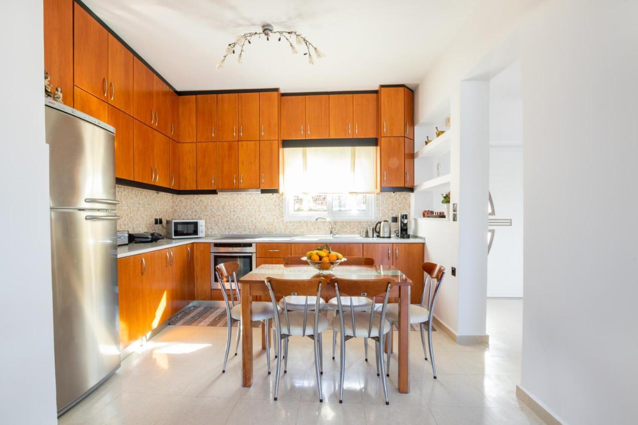 Divine Apartment Kárpathosz Kültér fotó